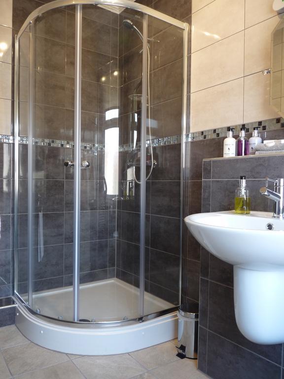 Cornerways Guest House Llandudno Esterno foto